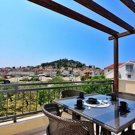 Apartment Nadoveza Трибунь Экстерьер фото